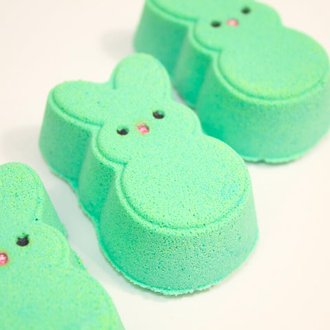 Bombe de bain Petit lapin colorée pour bain effervescent et hydratant