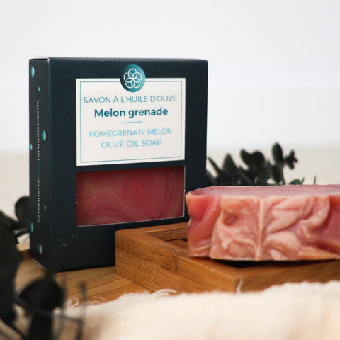 Savon naturel fruité Melon grenade hydratant et doux pour la peau