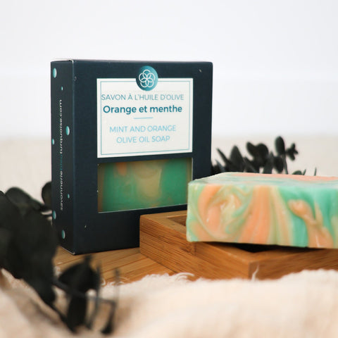 Savon naturel fruité Orange menthe hydratant et doux pour la peau